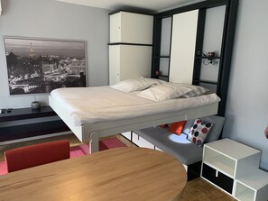 1 bedroom, iron/ironing board, free WiFi, bed sheets