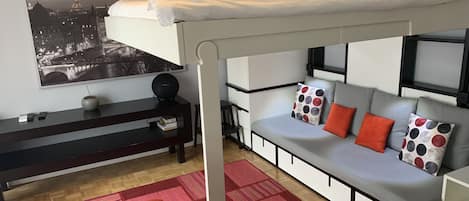 1 chambre, fer et planche à repasser, Wi-Fi gratuit, draps fournis