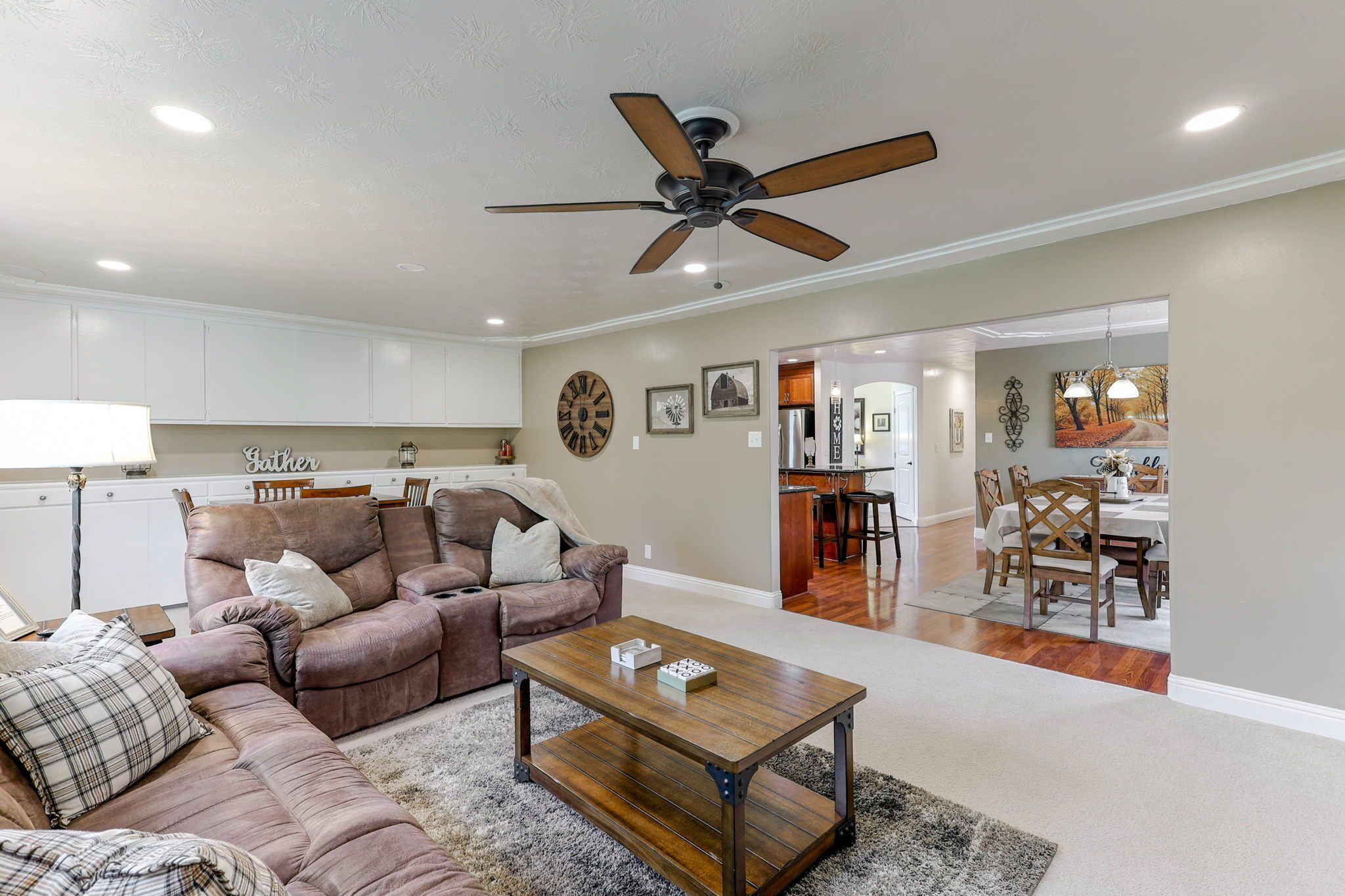 FAMILY FUN GETAWAY !! 🎱🏓RecRoom⚽️🕹 BBQ♨️FirePit