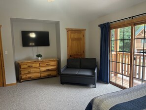 Smart-TV, Kamin, DVD-Player