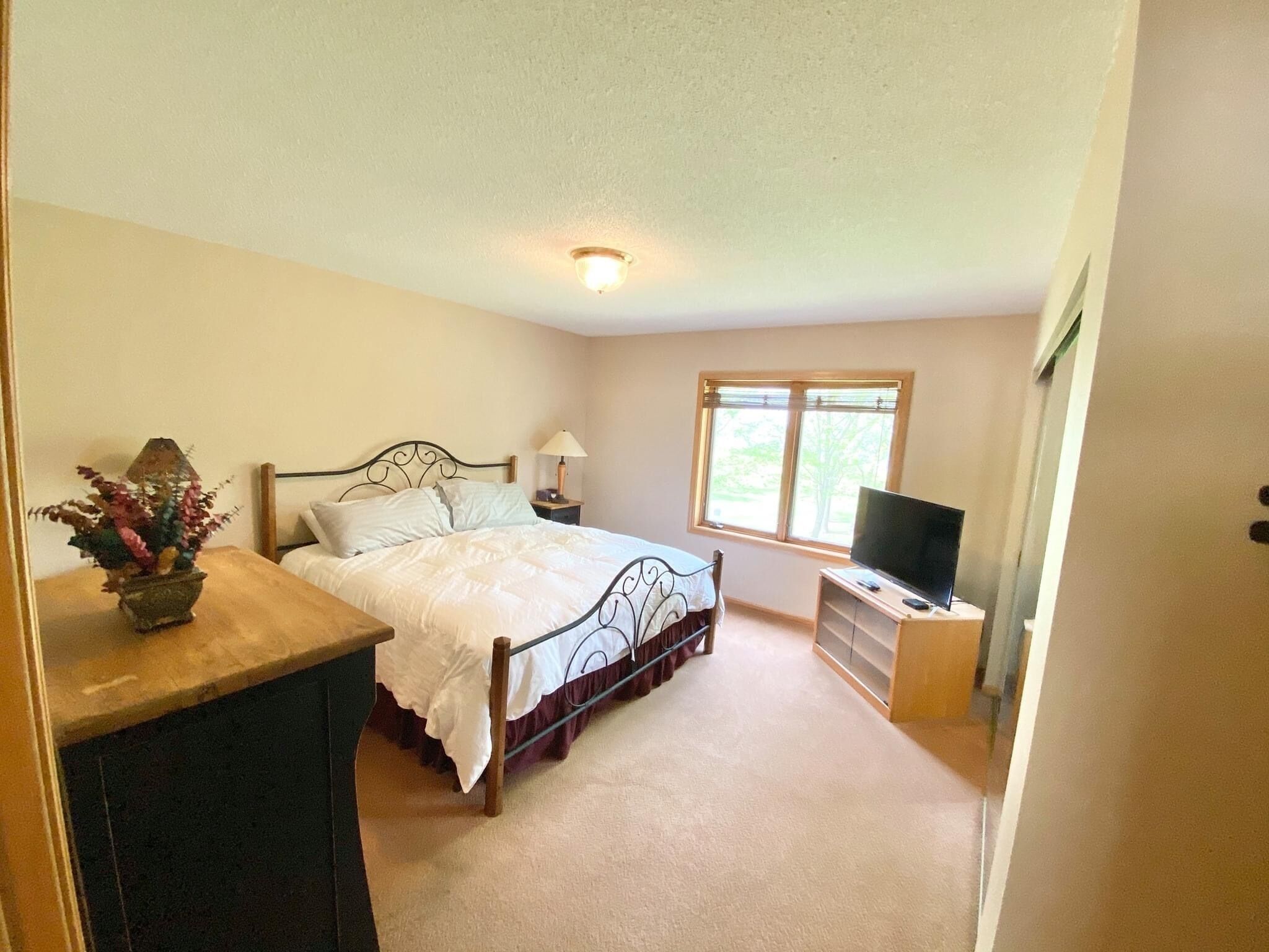 Izaty's Lake House Townhomes #413 on Lake Mille Lacs at Izaty's Resort look