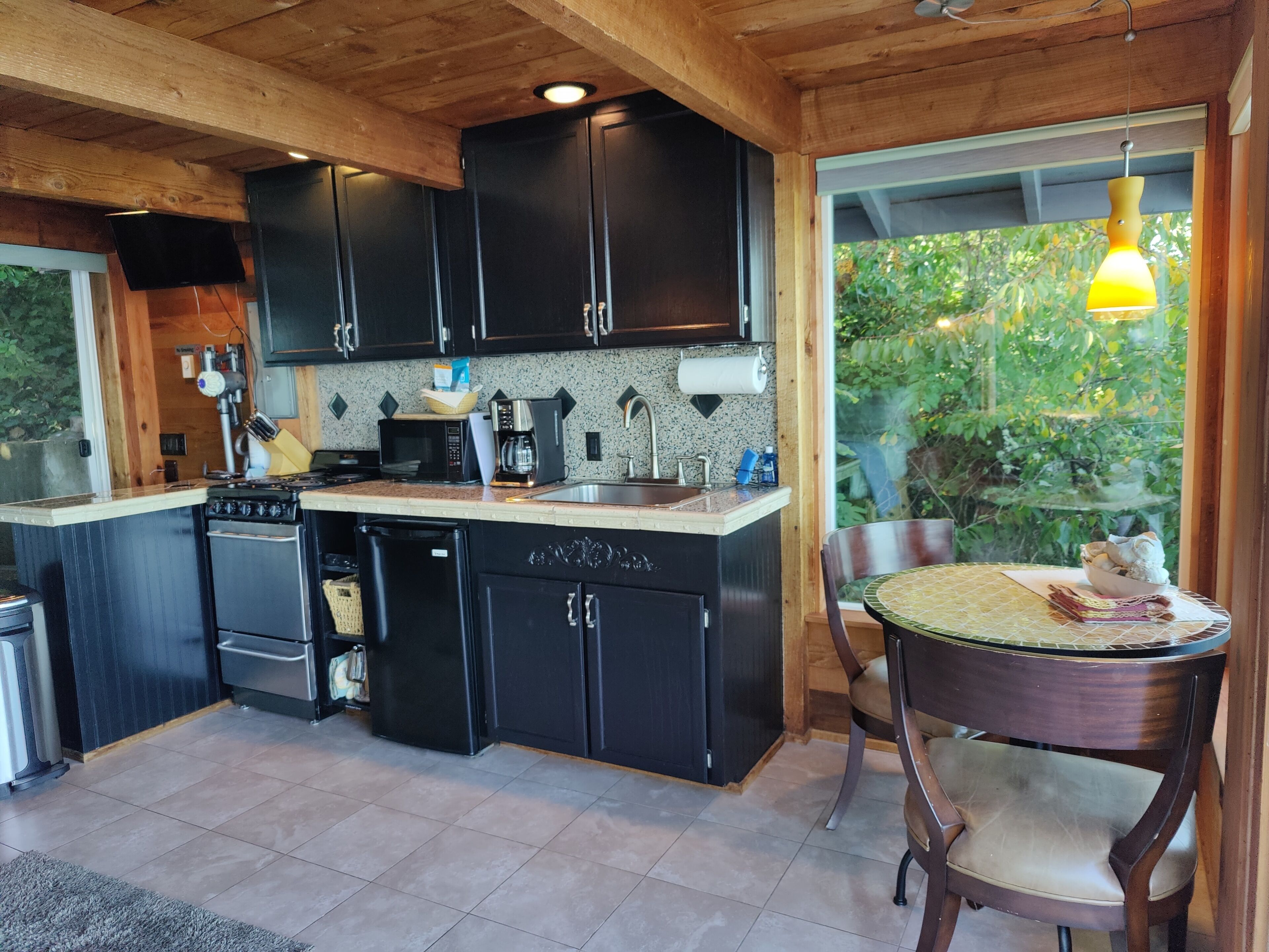 "Awesome View: very nice, cozy, complete... waterview is amazing." Feb 2021 K.H.