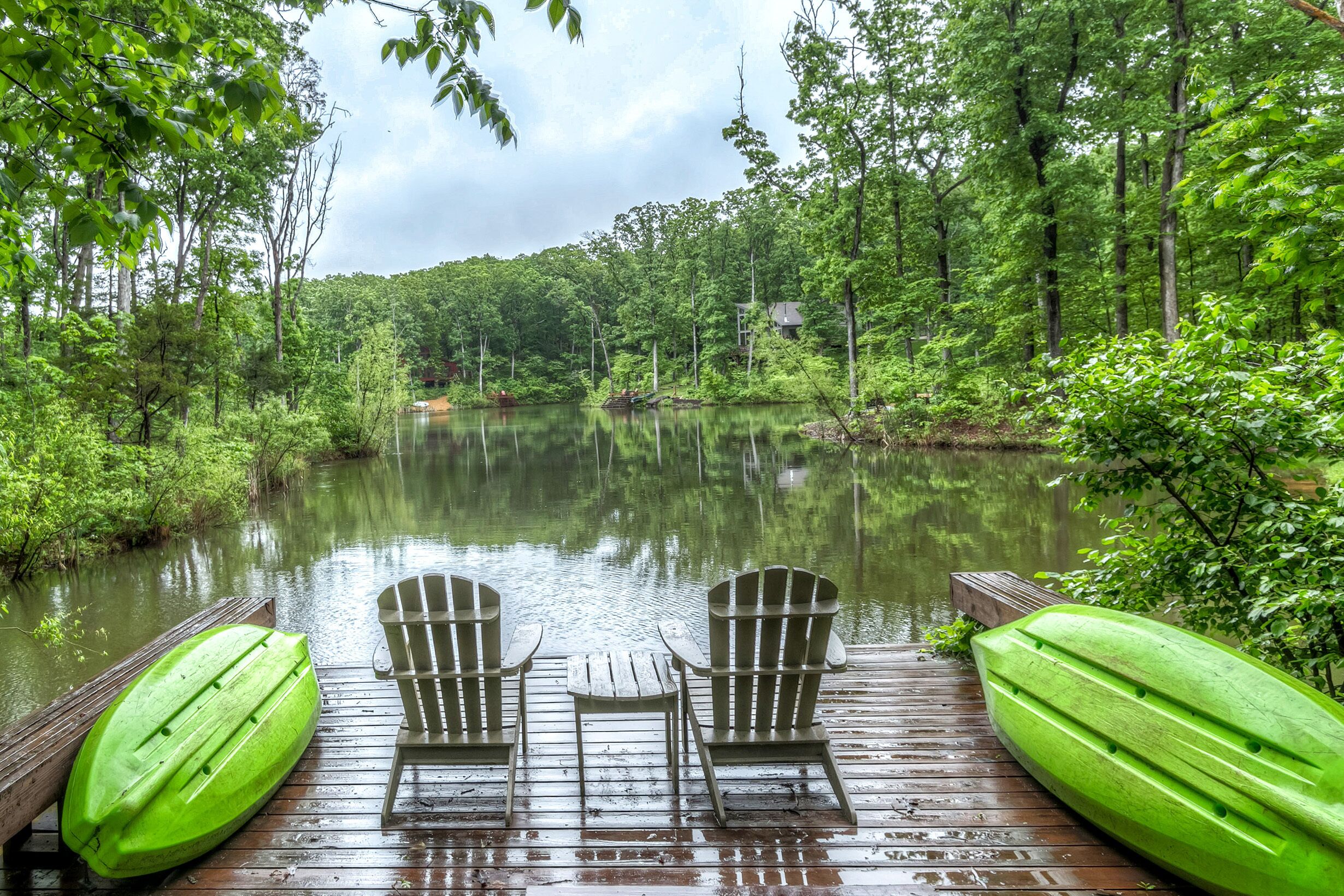 Gorgeous Lakeside Getaway Chalet by Sarah Bernard