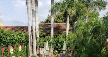 Haus in Wohnanlage, 2 Bd, 2 & 1/2 Bad, Pool, Sandstrand