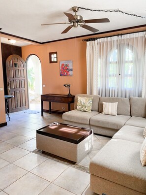 Smart-TV, DVD-Player