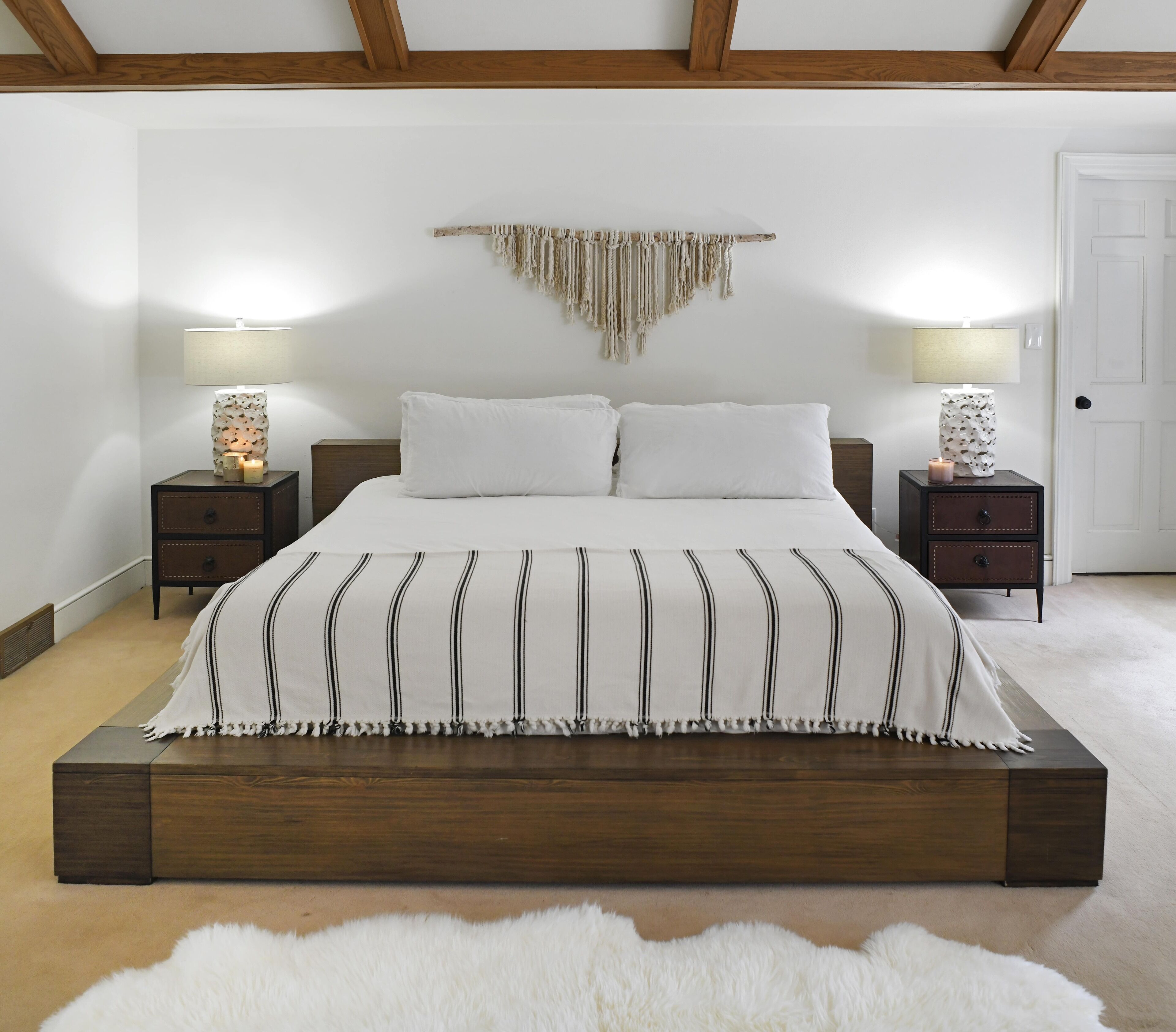 Forest and Farm 6BR Retreat, Modern and Spacious Farmhouse