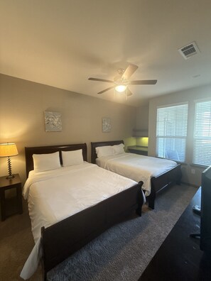 2 bedrooms, desk, iron/ironing board, WiFi