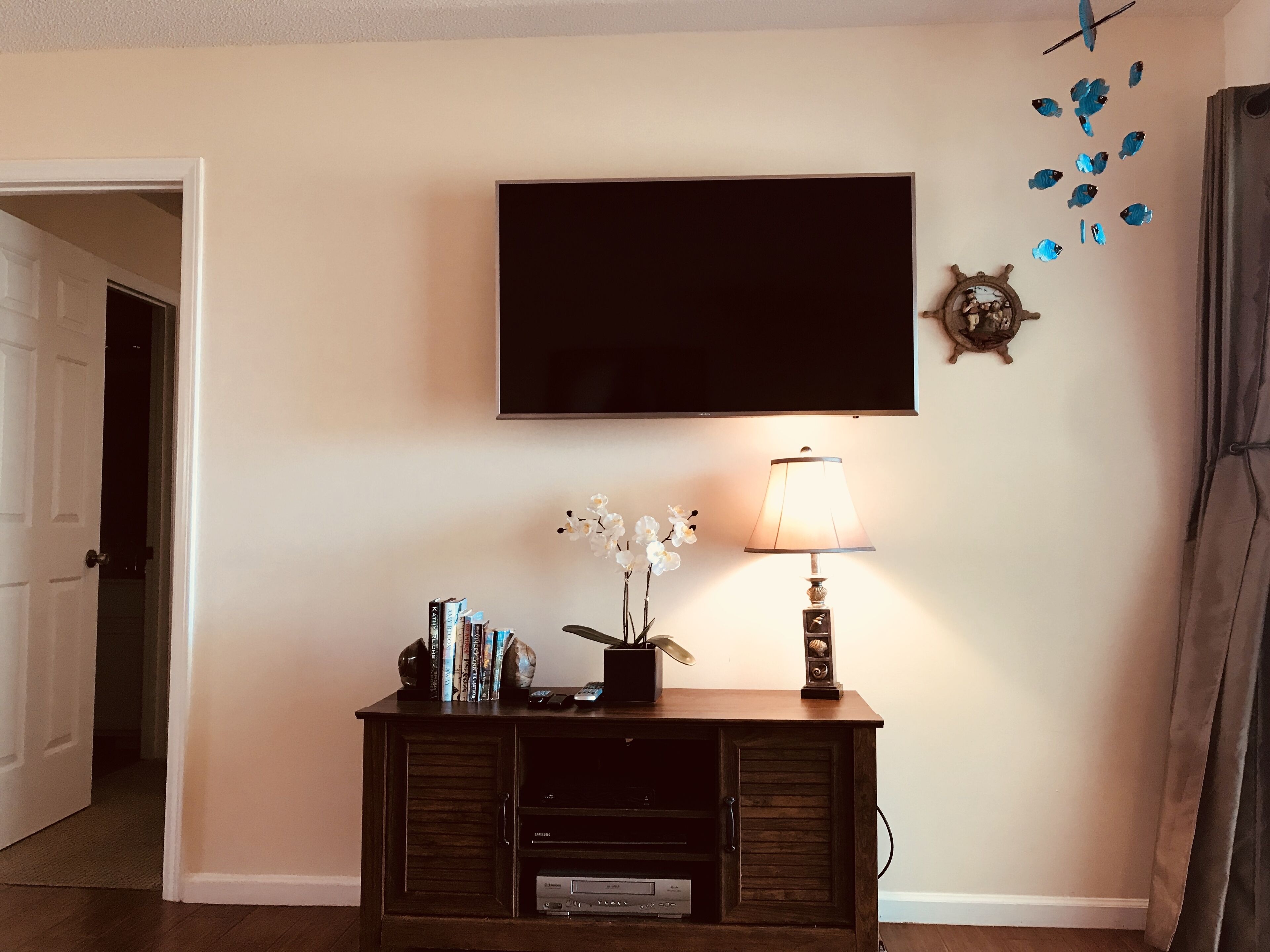 Oceanview Condo-Oceanside Porch-First Floor-Wifi-Saline Pool