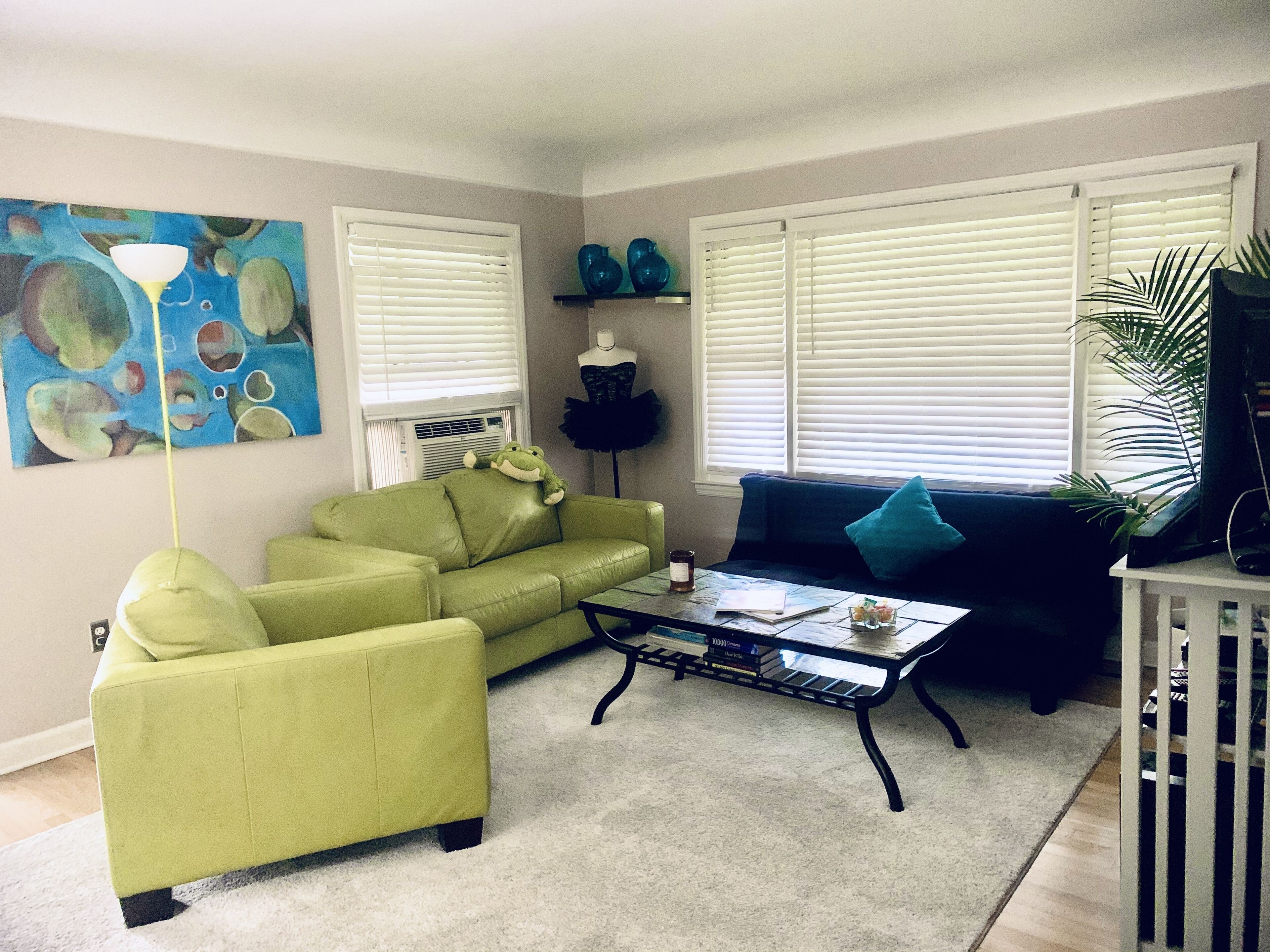 Clean, cozy, funky Ferndale getaway, great location