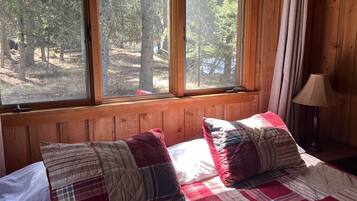 3 soverom, wi-fi (inkludert) og sengetøy