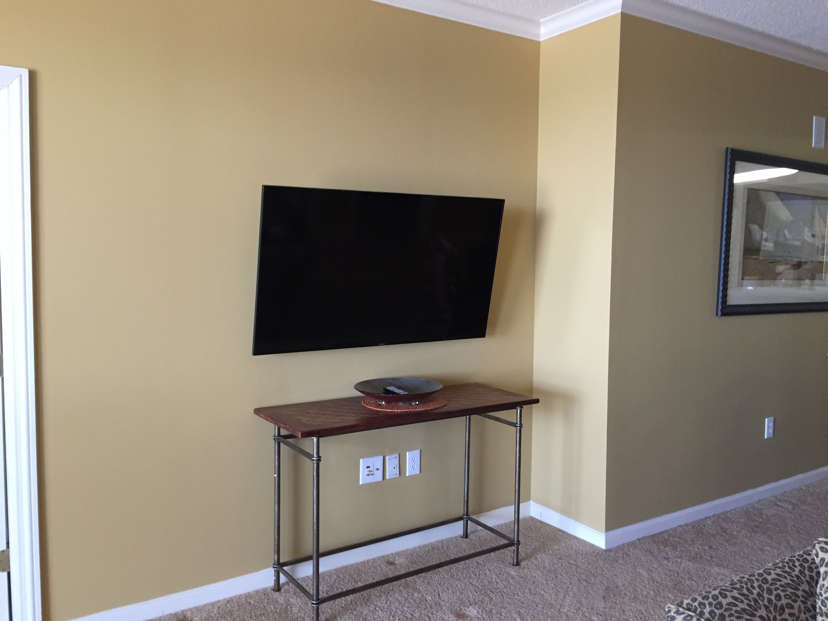 Now accepting reservations for golf, holiday and winter guests!