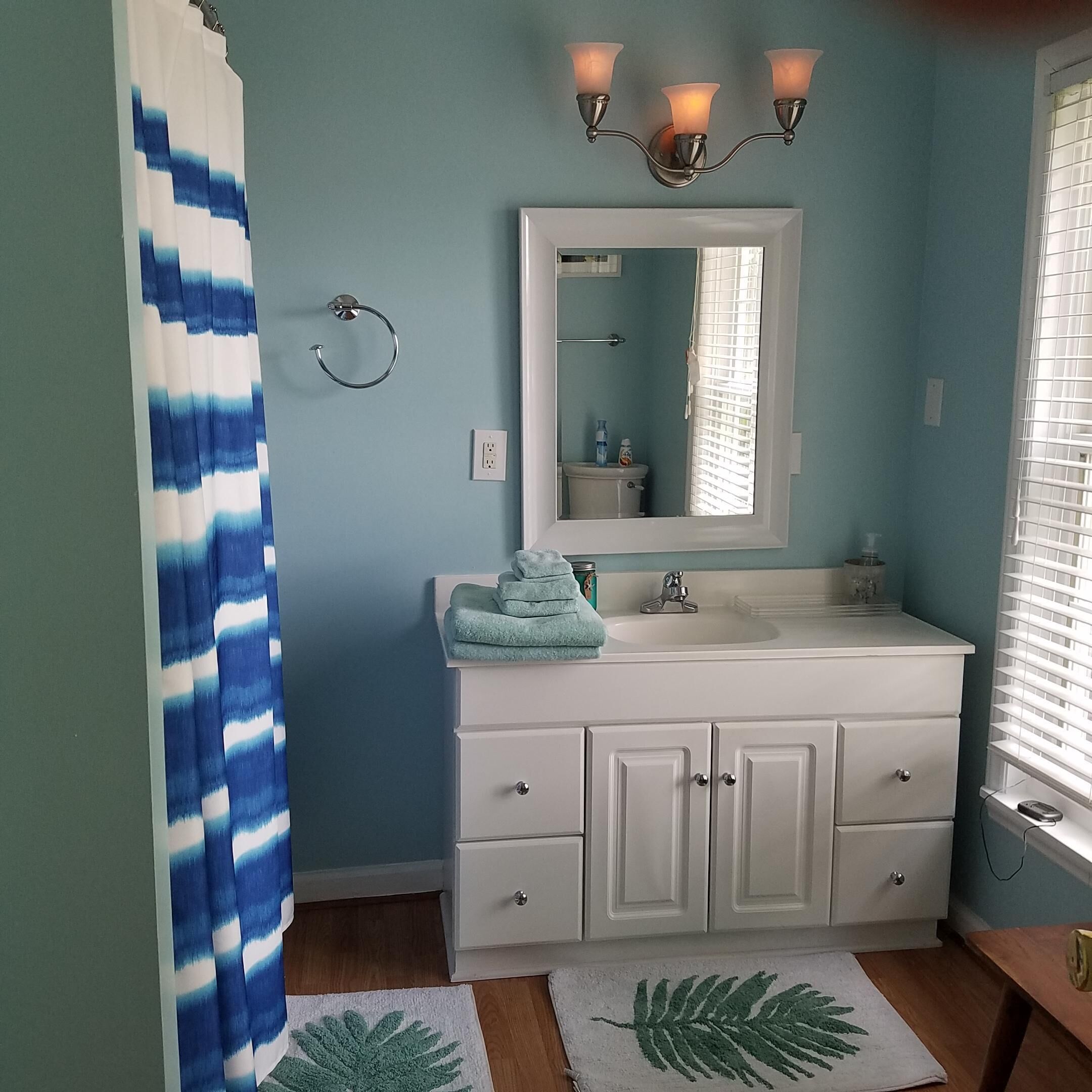 Beautiful deep water view! Pets ok, linens/towels included