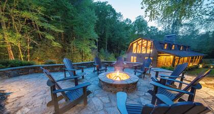 Luxury Mountain Cabin On 320+ Acres Near Asheville, Lake Lure & Hendersonville