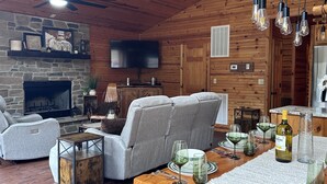 Unclassified image, 4 of 50, button - Luxury Riverfront Home w/ Fireplace, Cargo Lift, Kayaks, Firewood, Fenced Area (Everett)