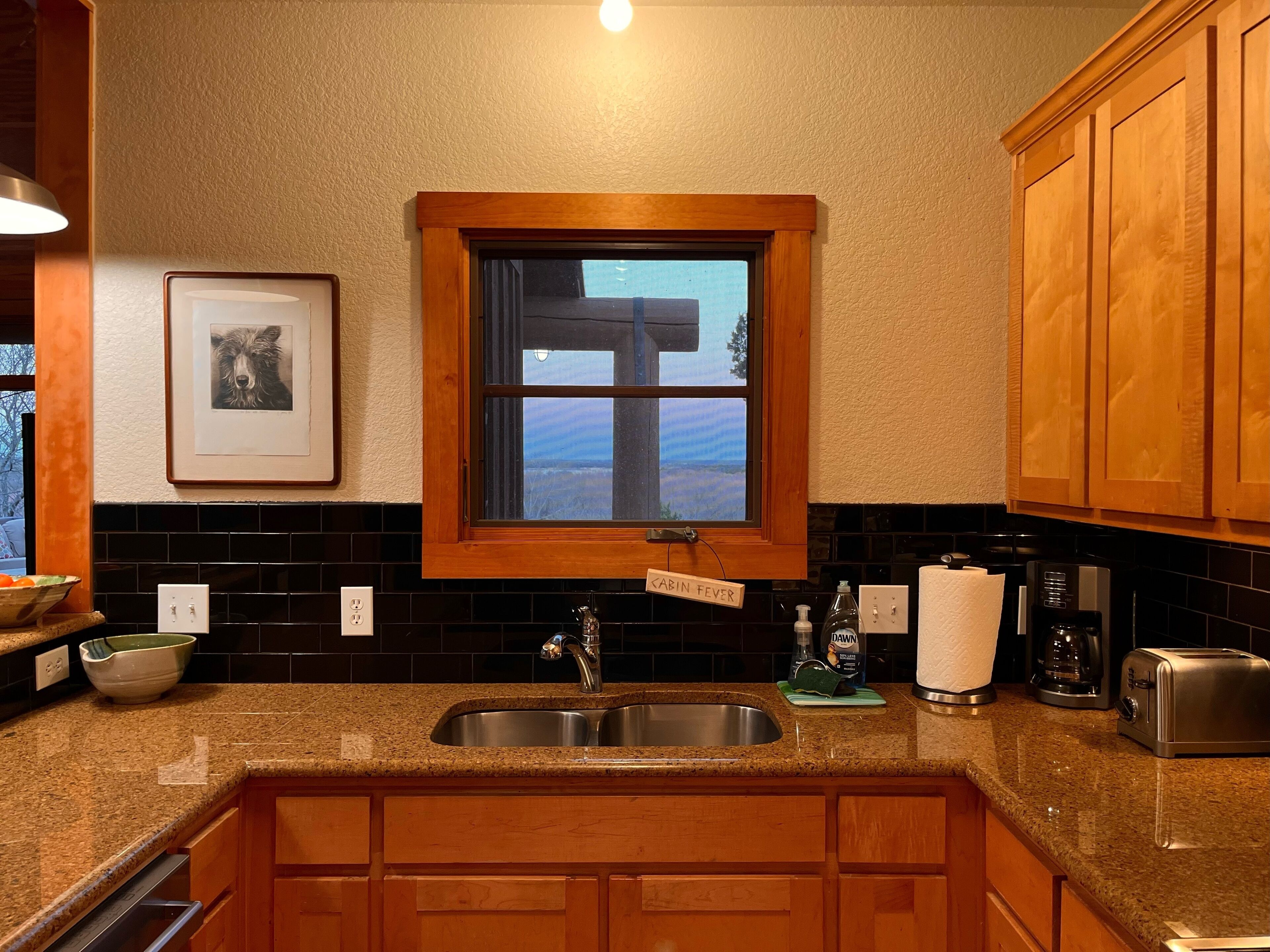 Treetop Ridge/Contemporary Log Cabin