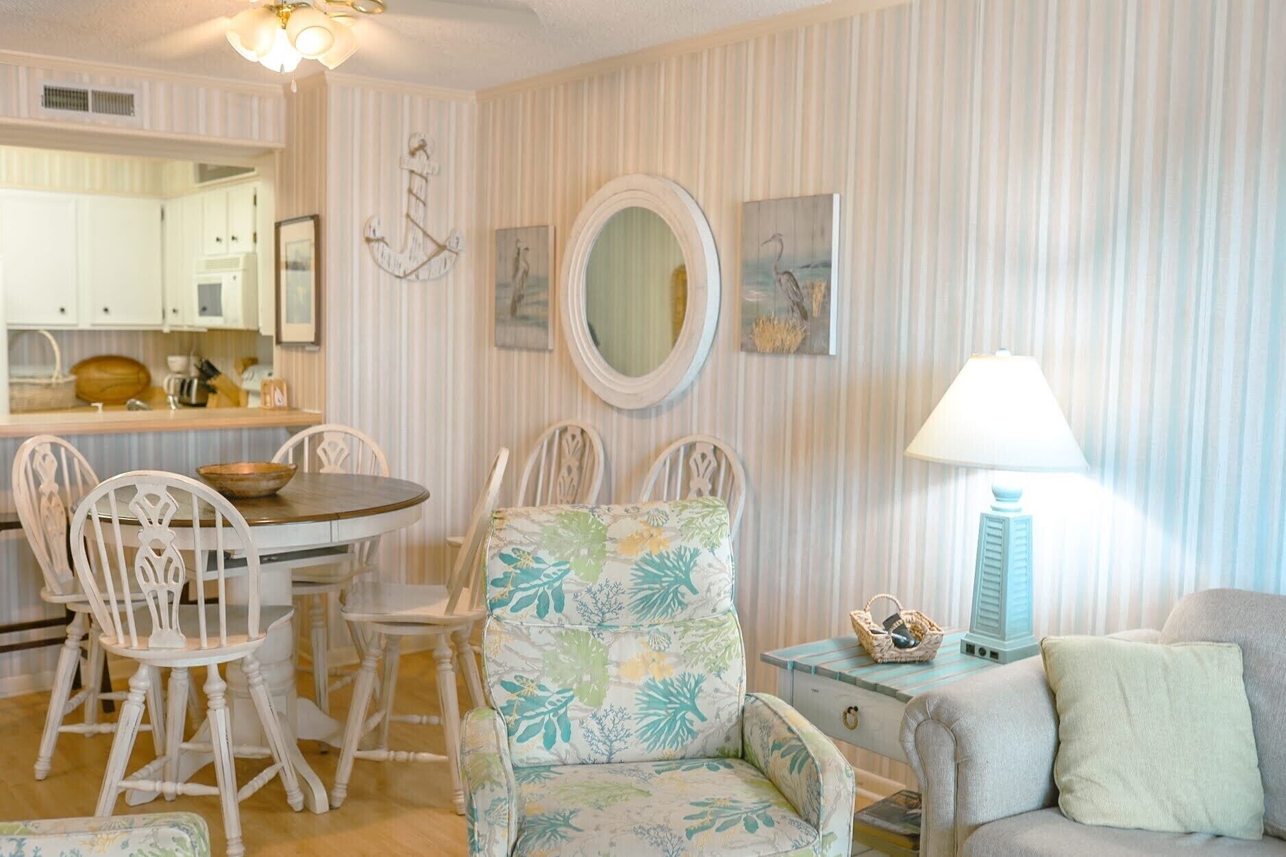 TV connectée, lecteur de DVD, chaîne hi-fi