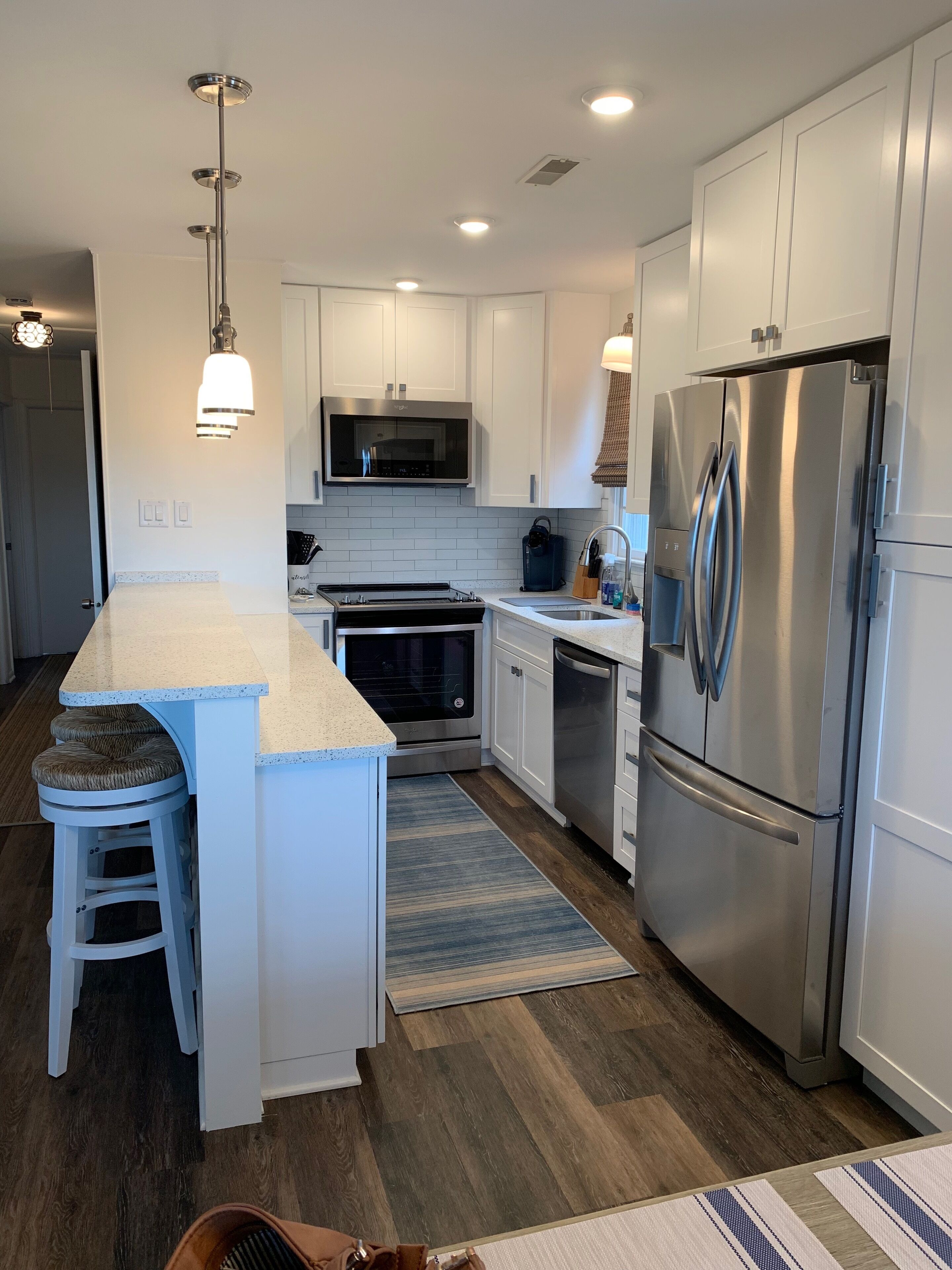 Renovated family-friendly home with sunset views! 2 blocks to beach