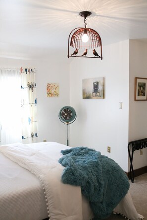 2 bedrooms, desk, iron/ironing board, free WiFi