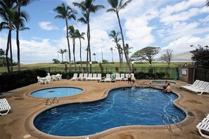 Beheizter Pool