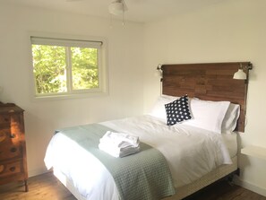 2 sovrum, strykjärn/strykbräda, wi-fi och sängkläder