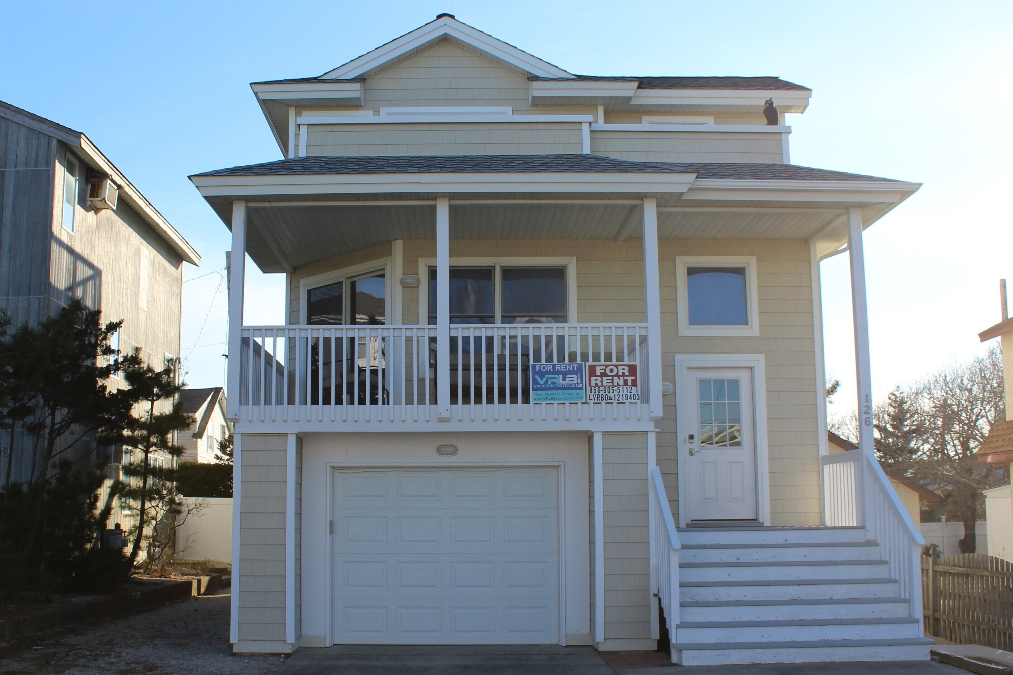 Heated Saltwater Pool-Fabulous Oceanviews 2 houses to beach, Avoid Traffic!