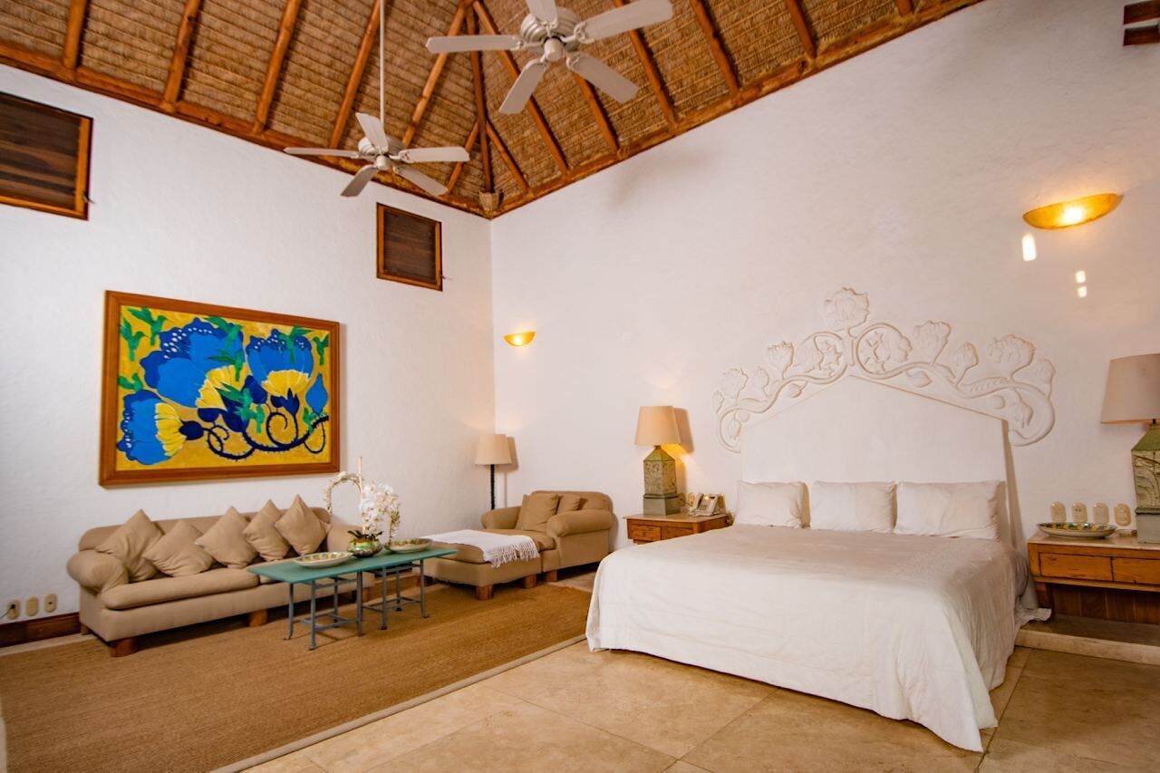 Spectacular Ocean Front Villa in Mexico´s most exclusive and private resort