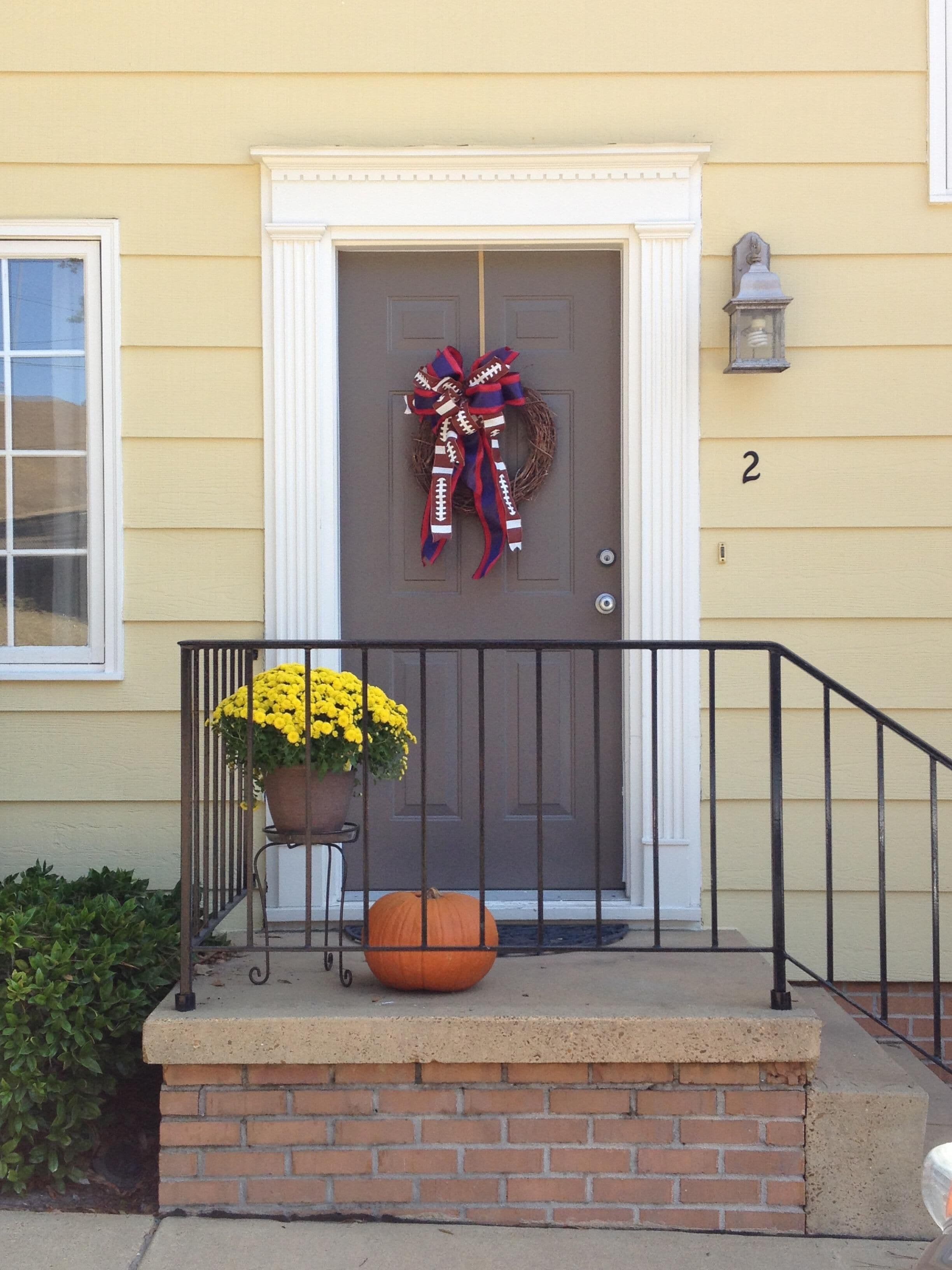 Walking Distance to Historic Oxford Square - Book for 2023 Football!