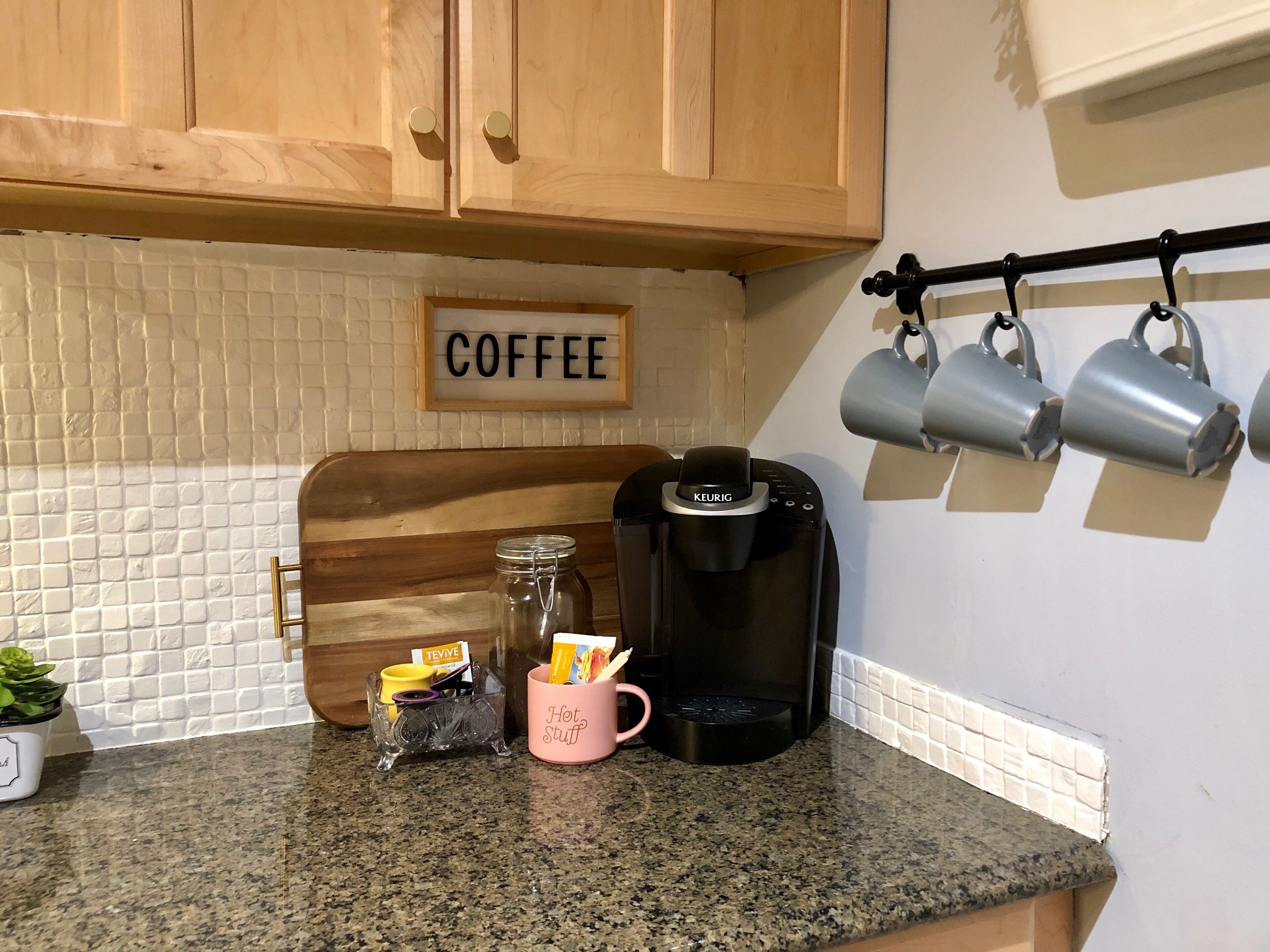 Walk to Uptown-Charming Renovated Cottage in Great Location Overlooking the Skyline!