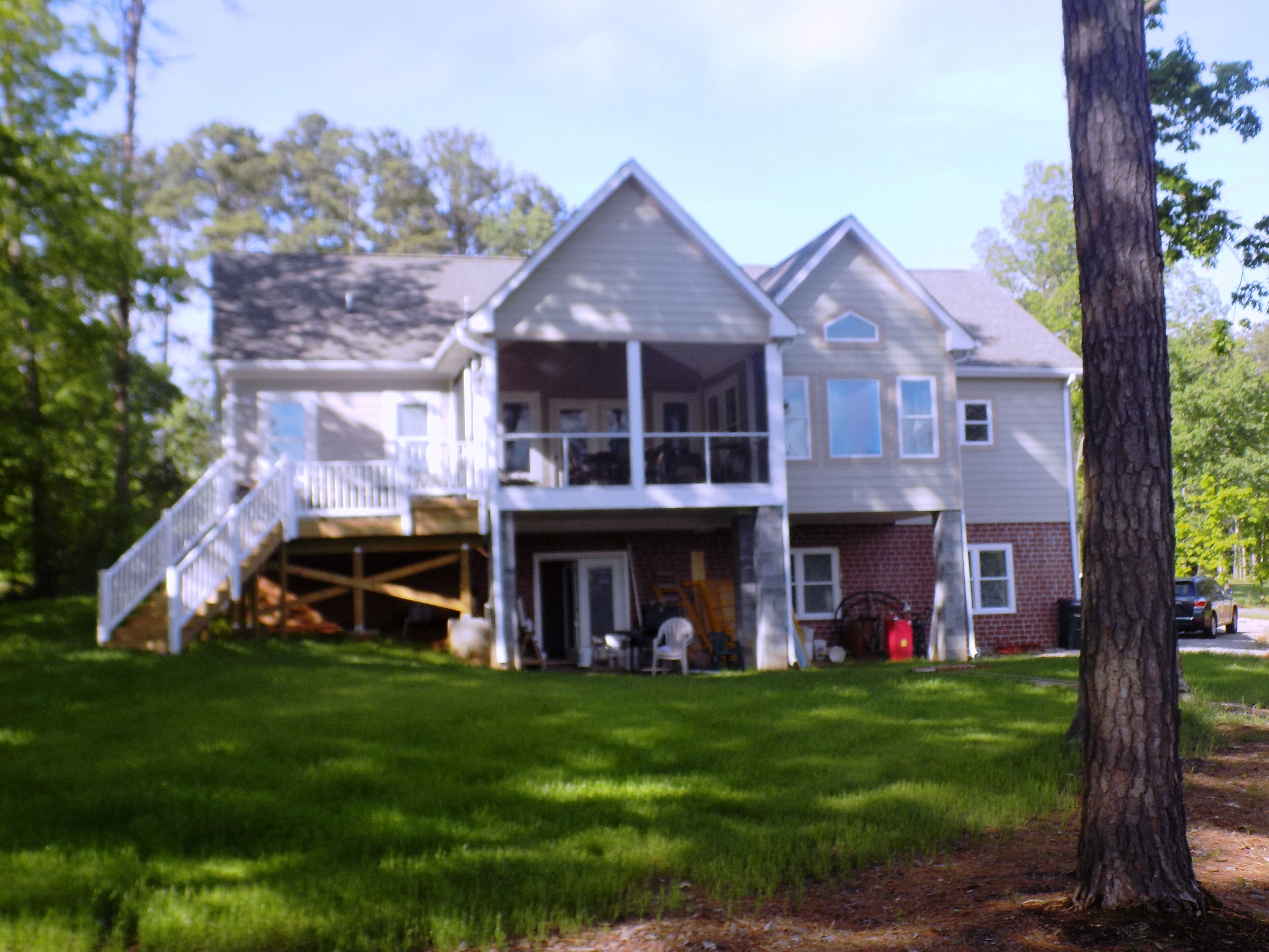  Waterfront  Home ! 4 Bedrooms 4 Baths- plus bonus room -max occupancy 8 adults