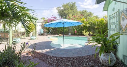 Hidden Private Tropical Oasis with Two Cottages, Pool and Gorgeous Gardens