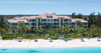 Villa 201: Second Floor 3 Bed, Panoramic Ocean Views-sleeps 6-7