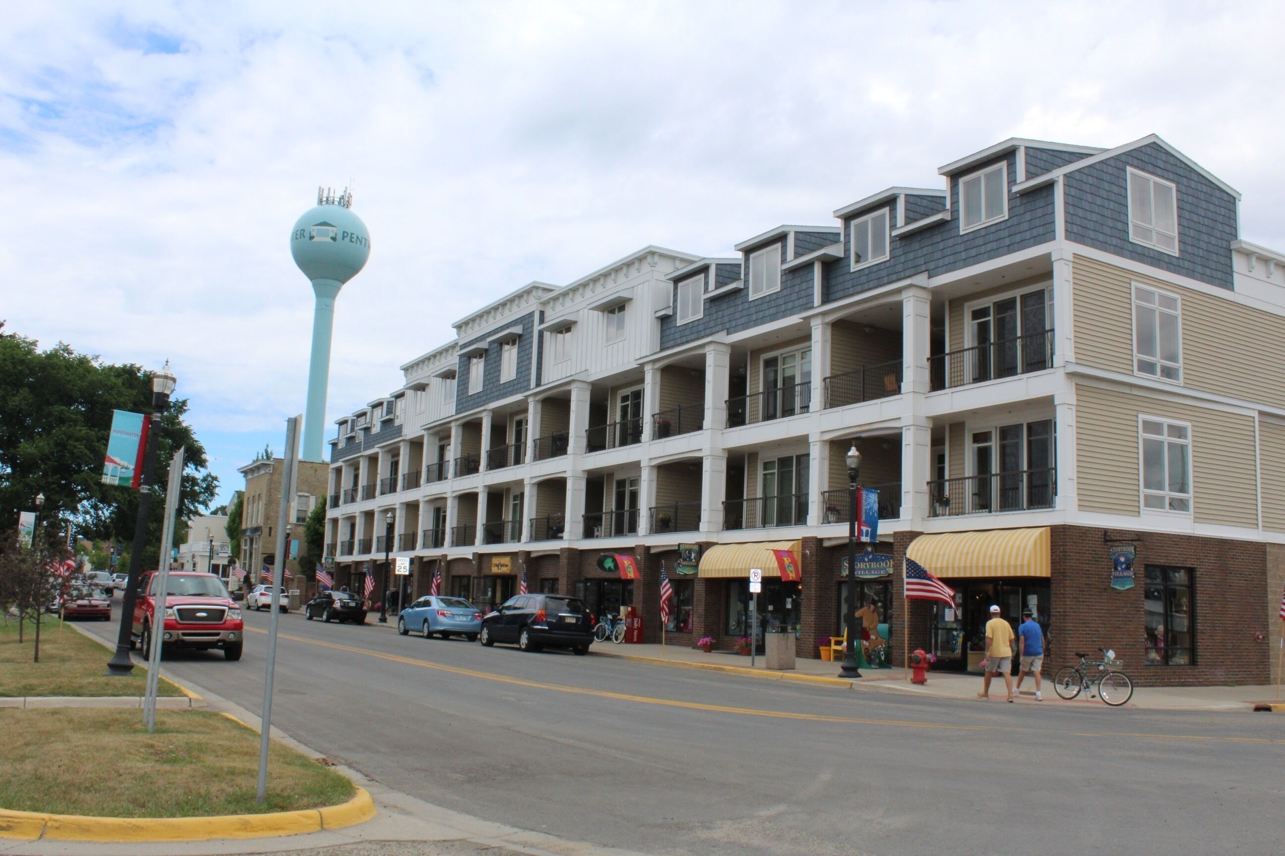 Top 10 Vacation Rentals In Pentwater, Michigan Updated 2024 Trip101