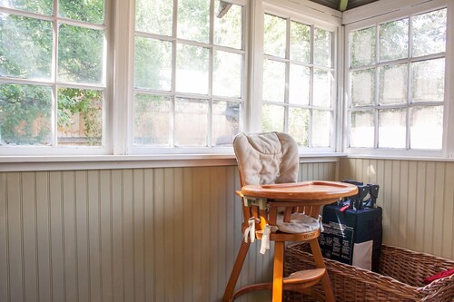 Basalt Bungalow - Near Gourmet Grocer, Shops, Hot Tub