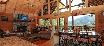 For nylig renoveret kabine to miles fra Great Smoky Mountain National Park!
