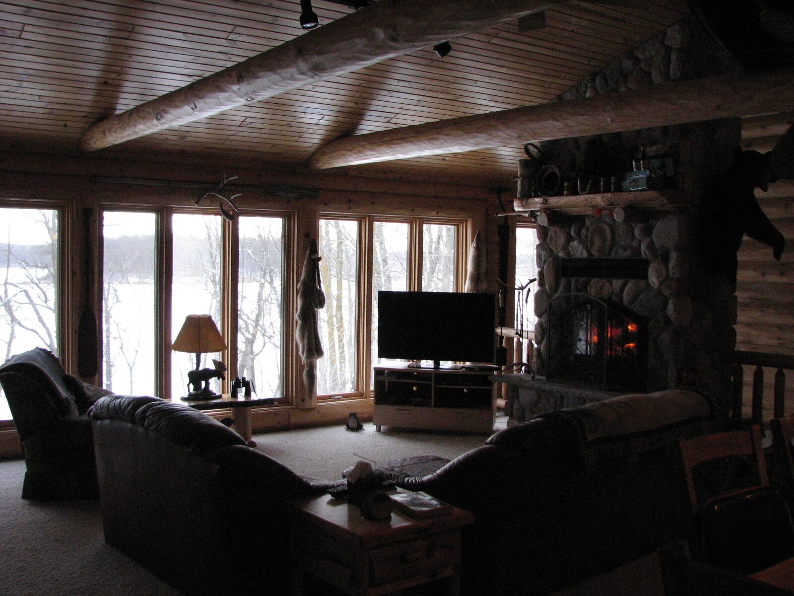 Log Home on Private Lake Walker/Leech Lake Area