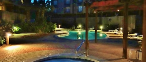 Piscine extérieure