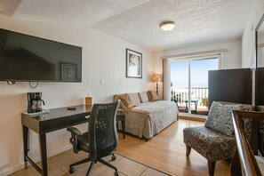 Smart-TV, videospill, DVD-spiller og fotballspill