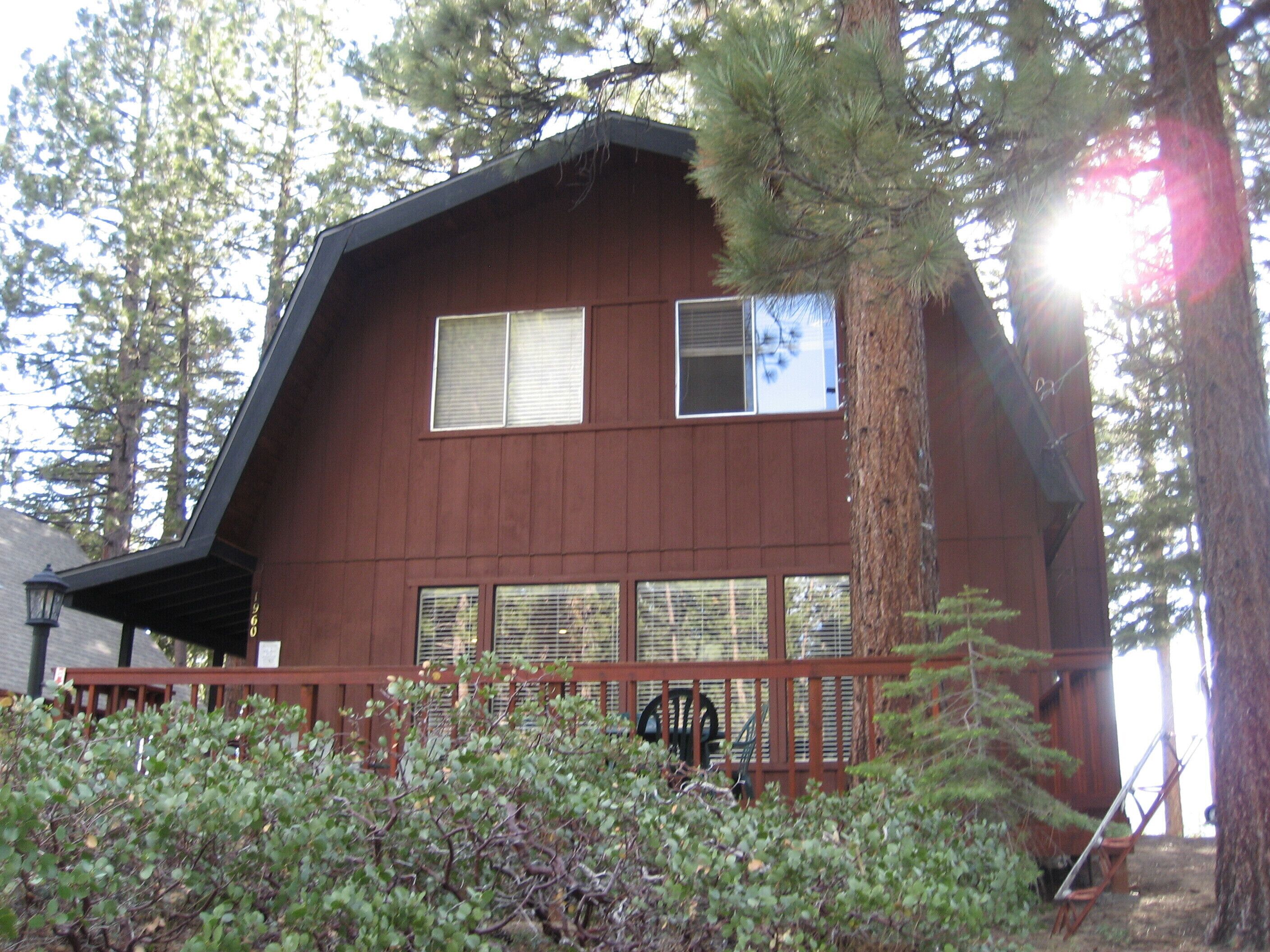 Mountain  Cabin with Mountain Views El Dorado County Permit # VHR-072519