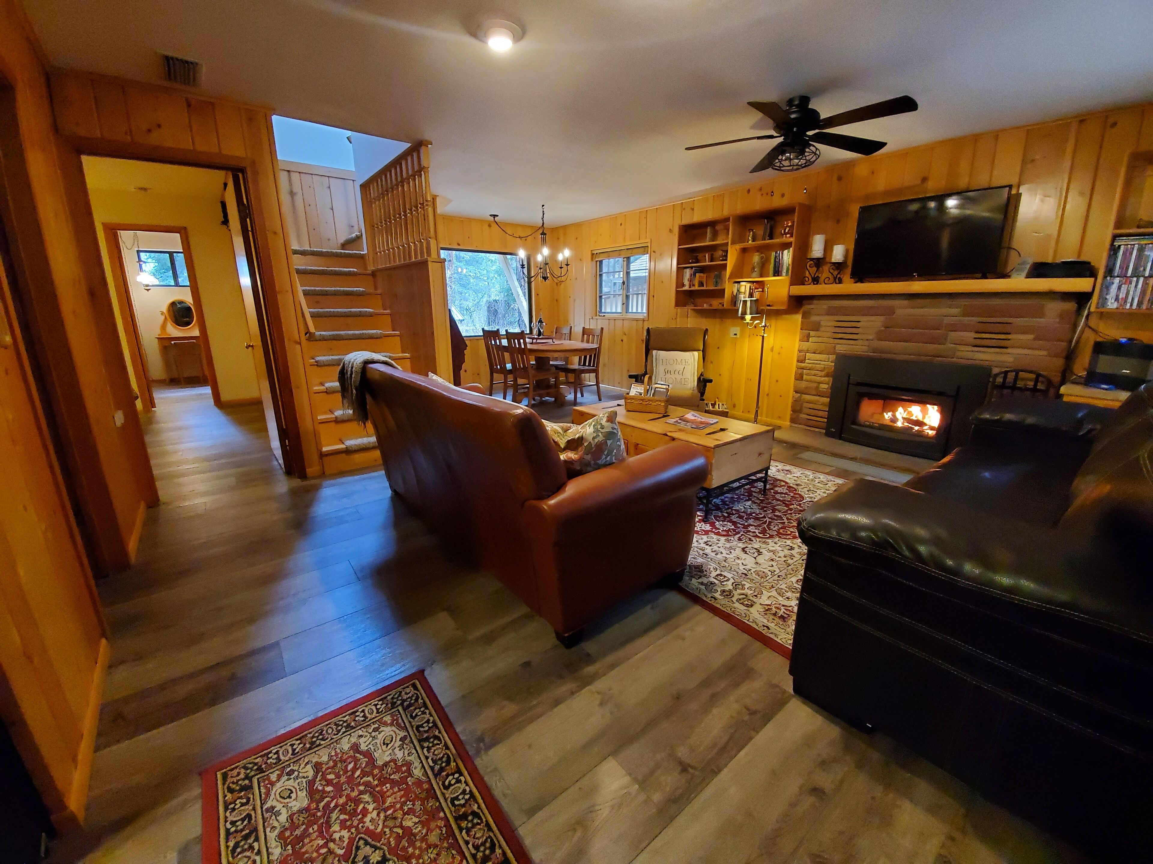 A Charming Gem in the Big Woods!