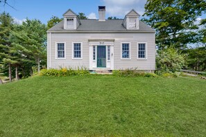 Exterior - Historic riverfront home with boathouse & private dock - dogs OK (Boothbay)