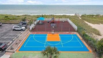 Sport court