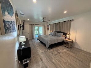 4 bedrooms, iron/ironing board, travel crib, free WiFi