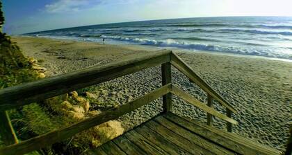 "Hiekkalinna" - runsas 2-kerroksinen talo ison perheen hauskanpitoon