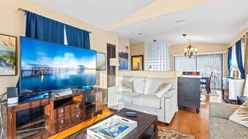 Smart TV, DVD player