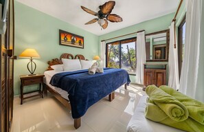 2 chambres, fer et planche à repasser, lit parapluie, Wi-Fi gratuit