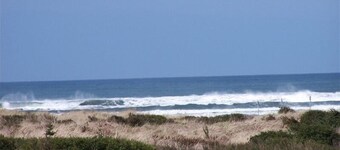 Blue Sea Beach Home Hot Tub Wifi   Short walk to Ocean City Beach
