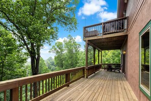 Terrace/patio - Cozy Mountain Home Near Downtown (Blowing Rock)