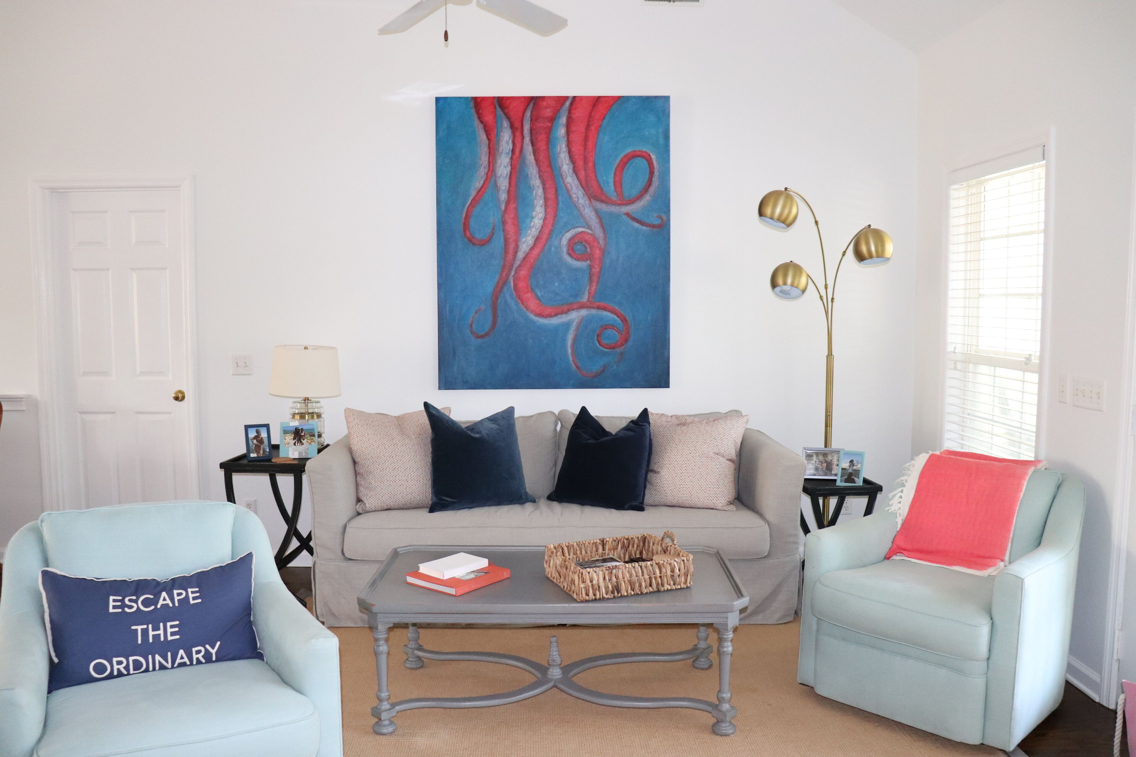 2 minute ride to the beach. 4 amenity cards included with weekly rentals. 