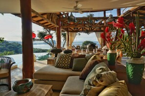 Terrace/patio - Ultra Luxury Balinese Style, Private Pool, Theater, Game-room (Manuel Antonio)
