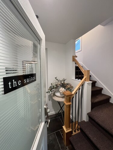 Fully Furnished Apartment 2 Bedroom-Special rates for 30-night stays or more